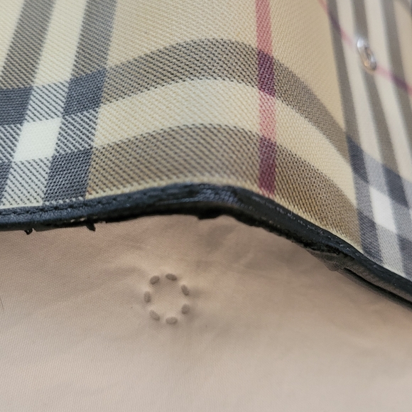 Burberry Snap Bifold wallet - Picture 6 of 16